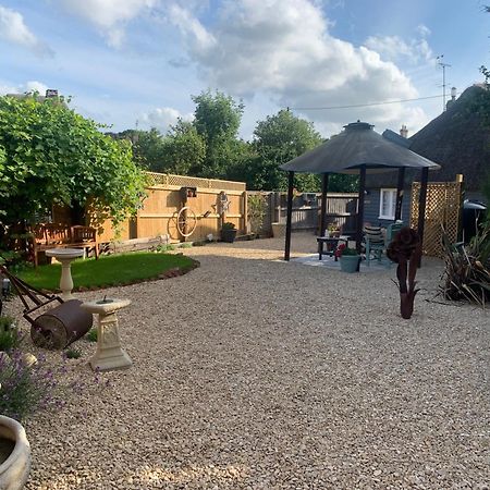 The Shack - Thatched Self Contained Annex Collingbourne Ducis 외부 사진