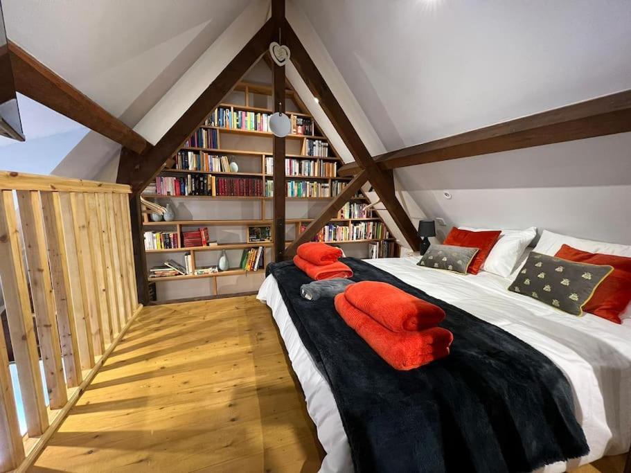 The Shack - Thatched Self Contained Annex Collingbourne Ducis 외부 사진